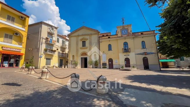 Appartamento in residenziale in Via Papa 32