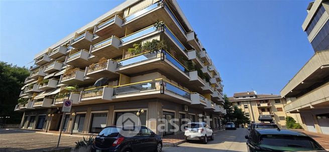 Appartamento in residenziale in Via Martiri VI Ott. 75