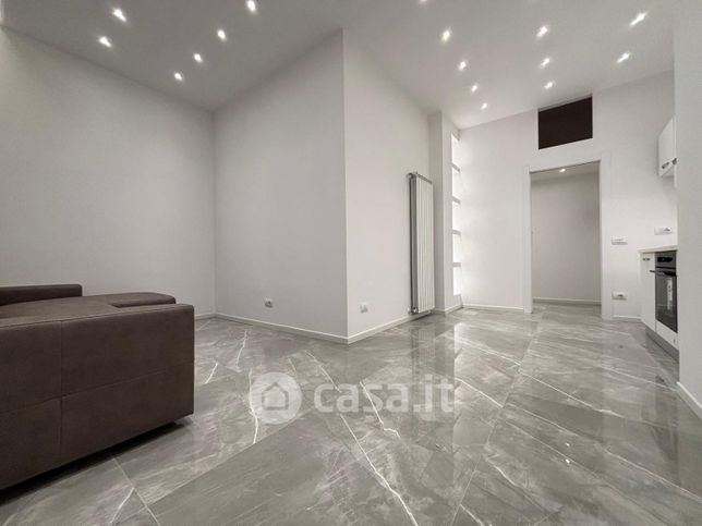 Appartamento in residenziale in Via Melchiorre Delfico 26