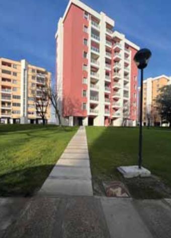 Appartamento in residenziale in Via Sporting Mirasole 38