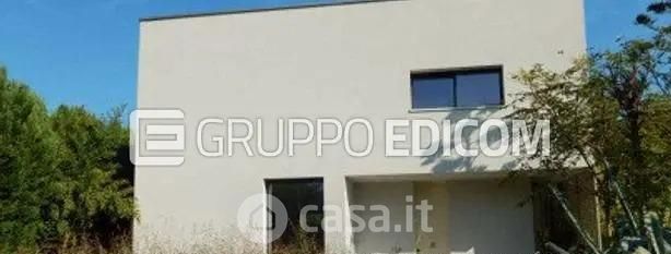 Villa in residenziale in Via Mario Zanatta
