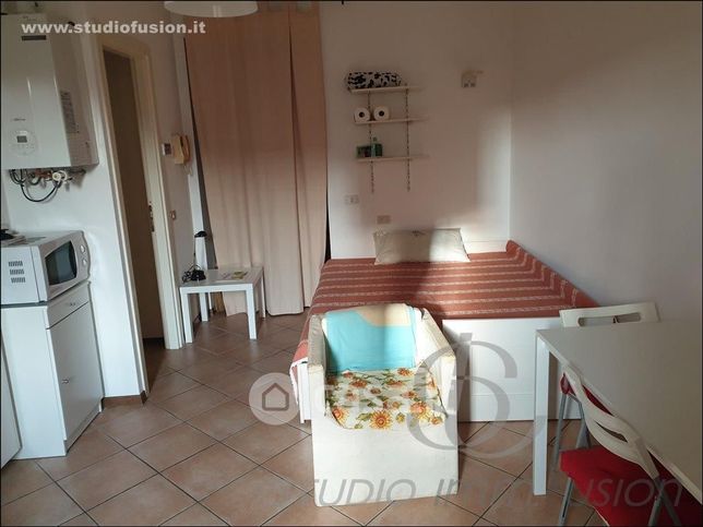 Appartamento in residenziale in Via Abbiategrasso