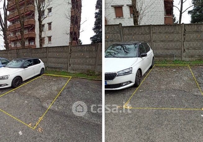 Box/posto auto in residenziale in Via Emilio Borsa 23