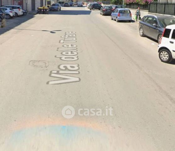 Box/posto auto in residenziale in Via delle Tufare