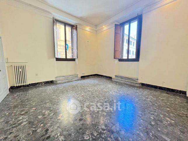 Ufficio in commerciale in Via DELLA FORTEZZA