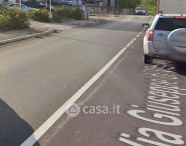 Ufficio in commerciale in Via Giuseppe di Vittorio 17