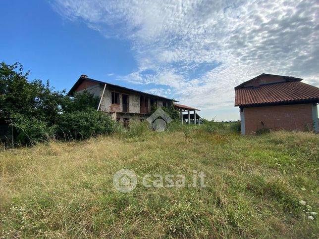 Casa indipendente in residenziale in Via San Michele 75