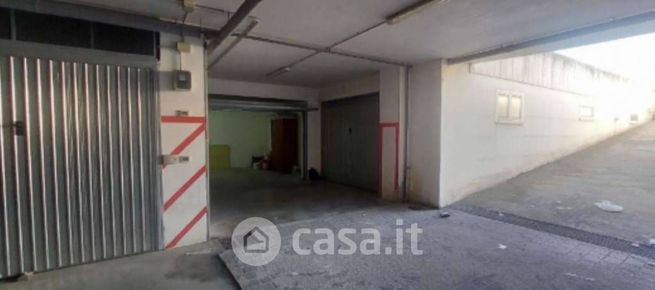 Box/posto auto in residenziale in Via Giuseppina Spagnoletti Zeuli 69