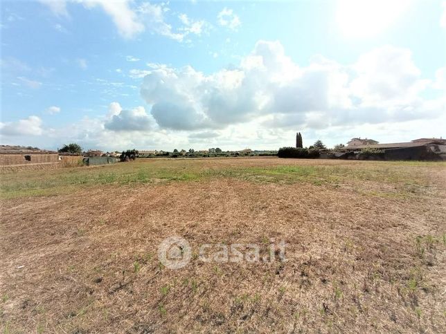 Terreno agricolo in commerciale in Via Luigi Pernier