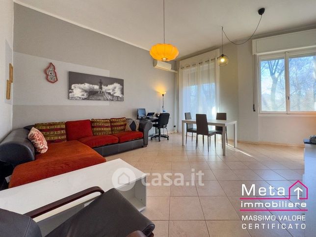 Appartamento in residenziale in Via Piadena 3