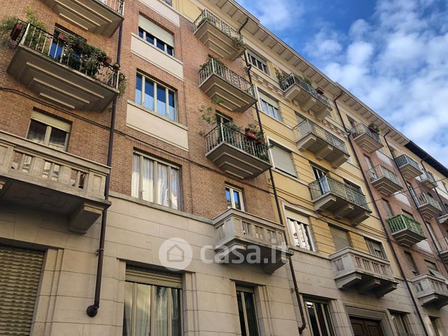 Appartamento in residenziale in Via Amedeo Peyron 45