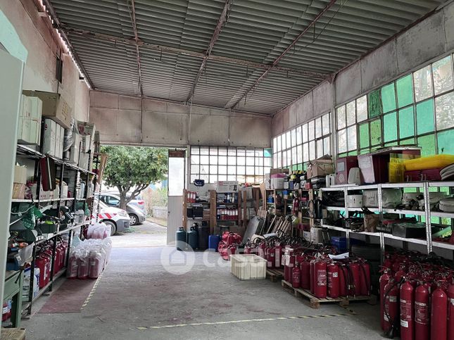 Capannone in commerciale in Via Giuseppe Majorana 20