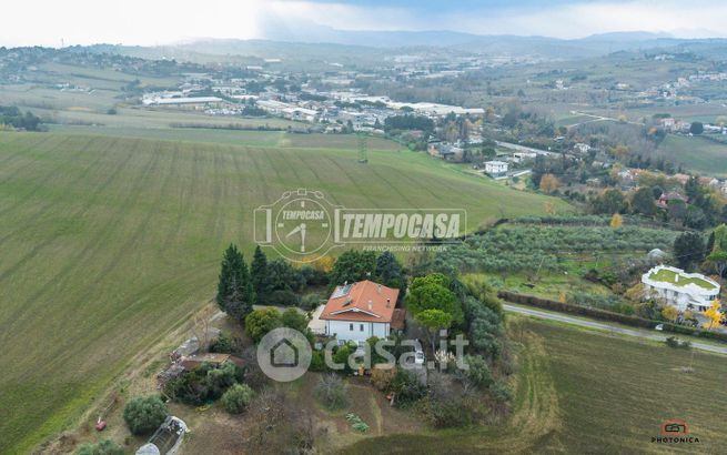 Casa bi/trifamiliare in residenziale in Via Consolare Rimini-San Marino