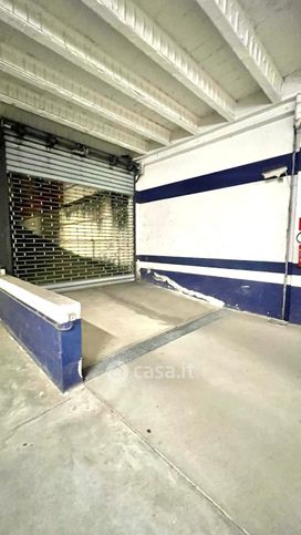 Box/posto auto in residenziale in Via Armando Diaz 20