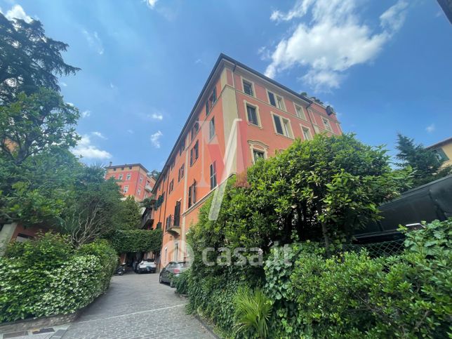 Appartamento in residenziale in Via San Mamolo 39 -/A