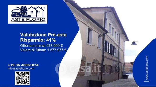 Capannone in commerciale in Riva Longa 17