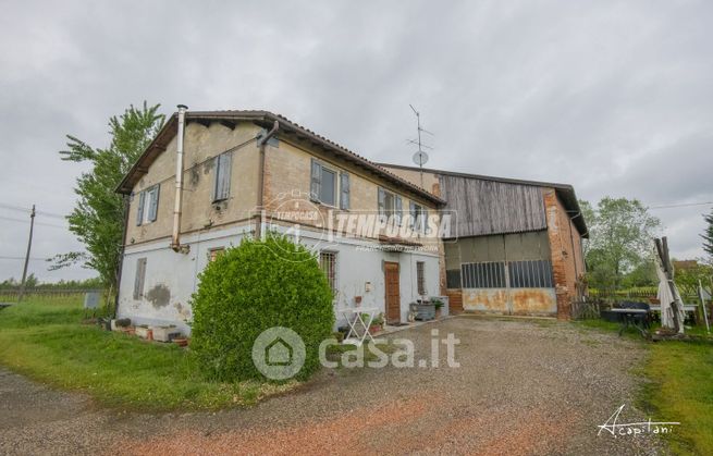 Rustico/casale in residenziale in Via Soliera Cavezzo