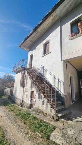 Rustico/casale in residenziale in Cartabbia
