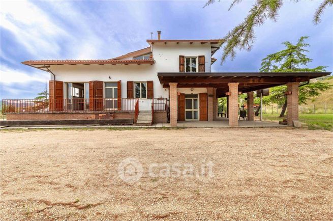 Villa in residenziale in Via Ponticelli Pieve 4 a