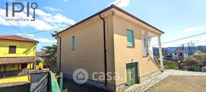 Villa in residenziale in Via Roma 1