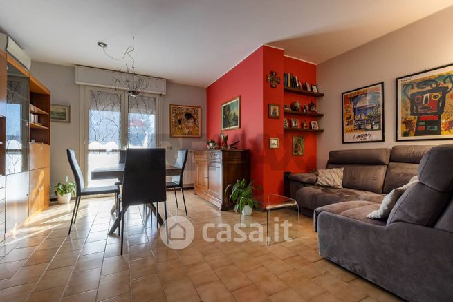 Appartamento in residenziale in Via Domodossola 41