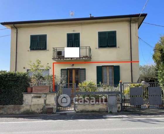 Appartamento in residenziale in Via Sarzanese 348 A