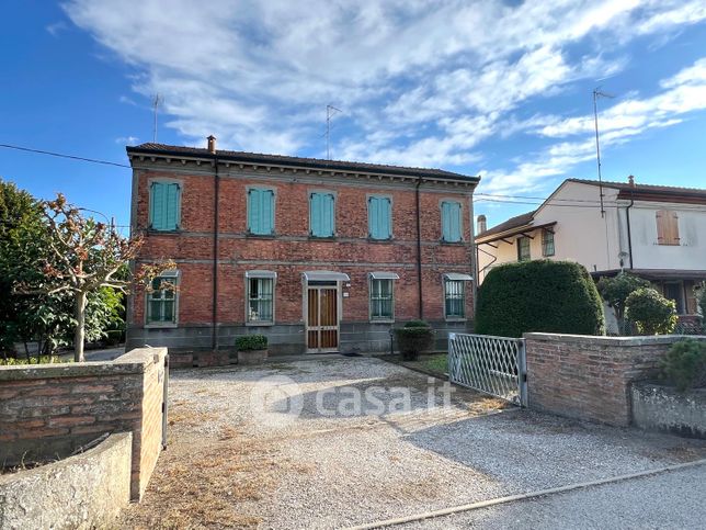 Casa indipendente in residenziale in Via Maria Margotti 120