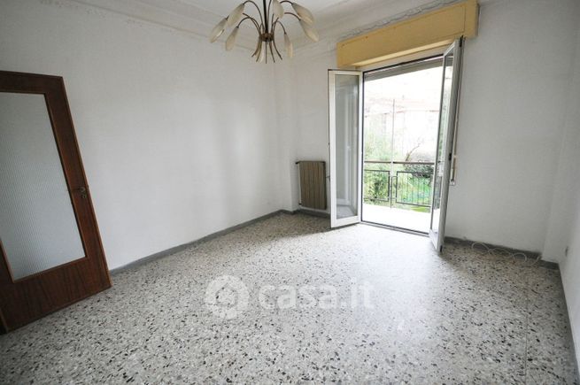 Appartamento in residenziale in Via Zagora Trasversale