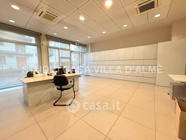 Ufficio in commerciale in Corso Europa