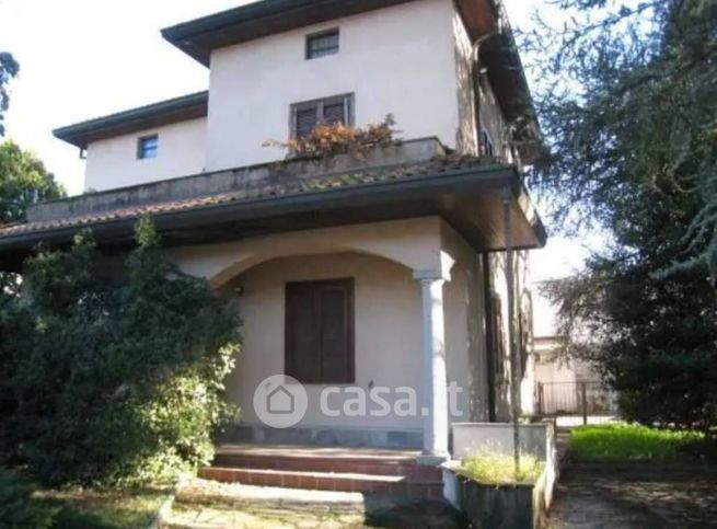 Appartamento in residenziale in Via Italo Cremona