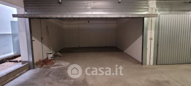 Garage/posto auto in residenziale in Via Generale Giacomo Medici 16