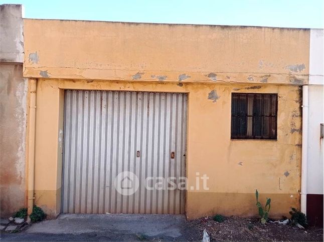 Box/posto auto in residenziale in
