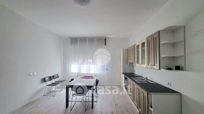 Appartamento in residenziale in Via Filippo Meda 11