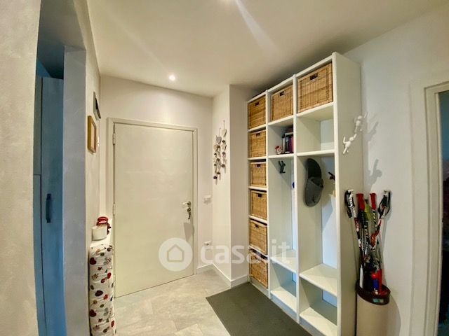 Appartamento in residenziale in Via Santa Barbara 14