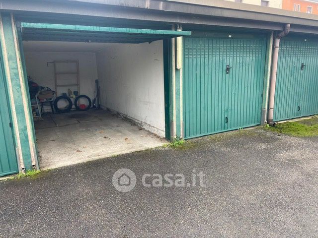 Box/posto auto in residenziale in 