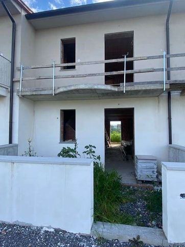 Appartamento in residenziale in Via Romana Ovest