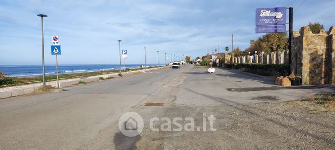 Terreno agricolo in commerciale in Lungomare del Mediterraneo