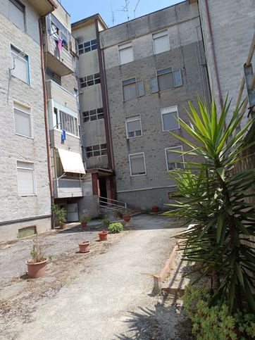 Appartamento in residenziale in Via Matilde Serao