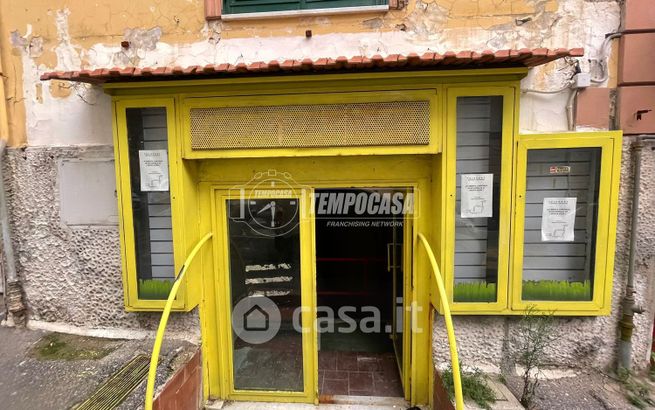 Capannone in commerciale in Via Enea