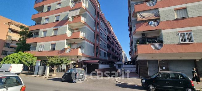 Box/posto auto in residenziale in Via Costanzo Casana 242