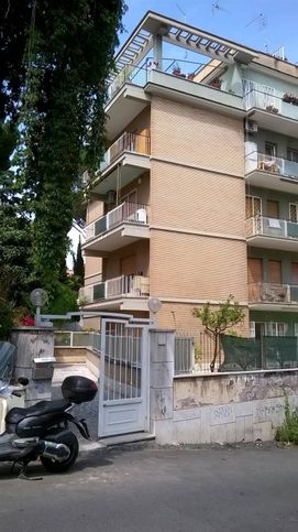 Appartamento in residenziale in Via Monte Faraone 29