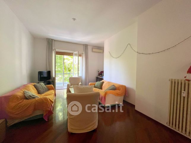 Appartamento in residenziale in Piazza Manfredi Azzarita
