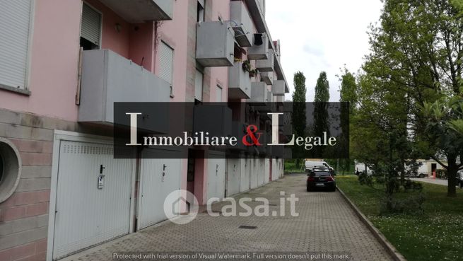 Appartamento in residenziale in Via Luigi Nono 80