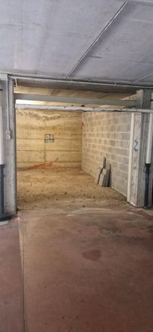 Box/posto auto in residenziale in Via Falcone e Borsellino