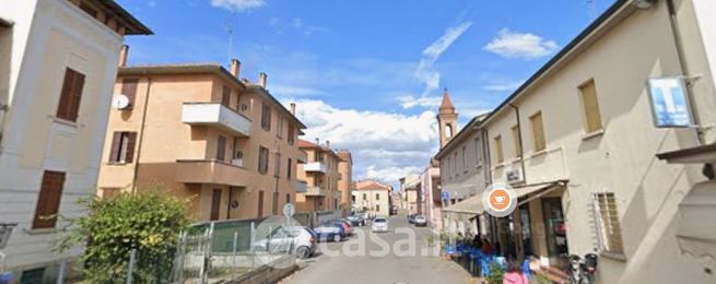 Appartamento in residenziale in Piazza Marmirolo