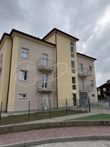 Appartamento in residenziale in Via Belbo 14