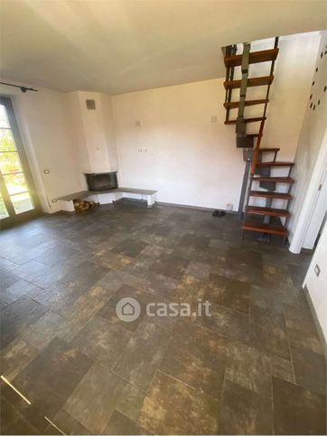 Villa in residenziale in Via Vallere