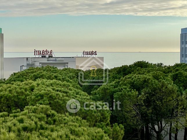 Appartamento in residenziale in Via Auriga 60