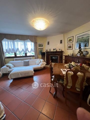 Villetta a schiera in residenziale in Via Bosso