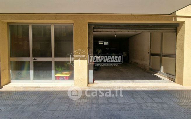 Box/posto auto in residenziale in Via Caduti di Tutte le Guerre